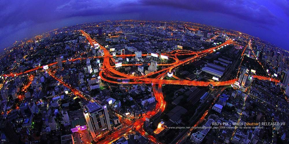 Bangkok by night