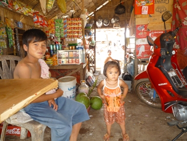 petite boutique et petite fille petite boutique et petite fille